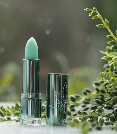 catrice baume a levres glow hemp