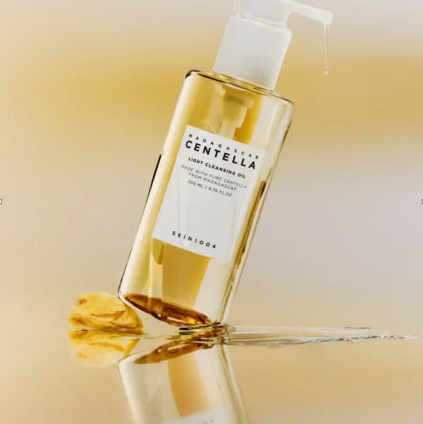 skin1004 madagascar centella light cleansing oil