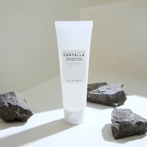 skin1004 centella tone brightening gel nettoyant 125 ml