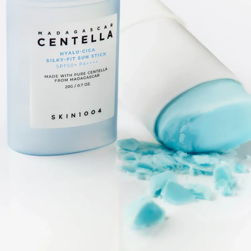 skin1004 madagascar centella hyalu-cica silky -fitsun stick protection solaire-20g